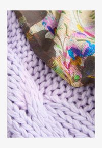 Wybrany, purple lilac