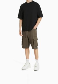 Bershka Shorts vaqueros - brown