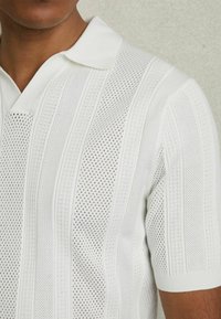 Reiss REGULAR FIT - KANSAS  - Polotričko - white