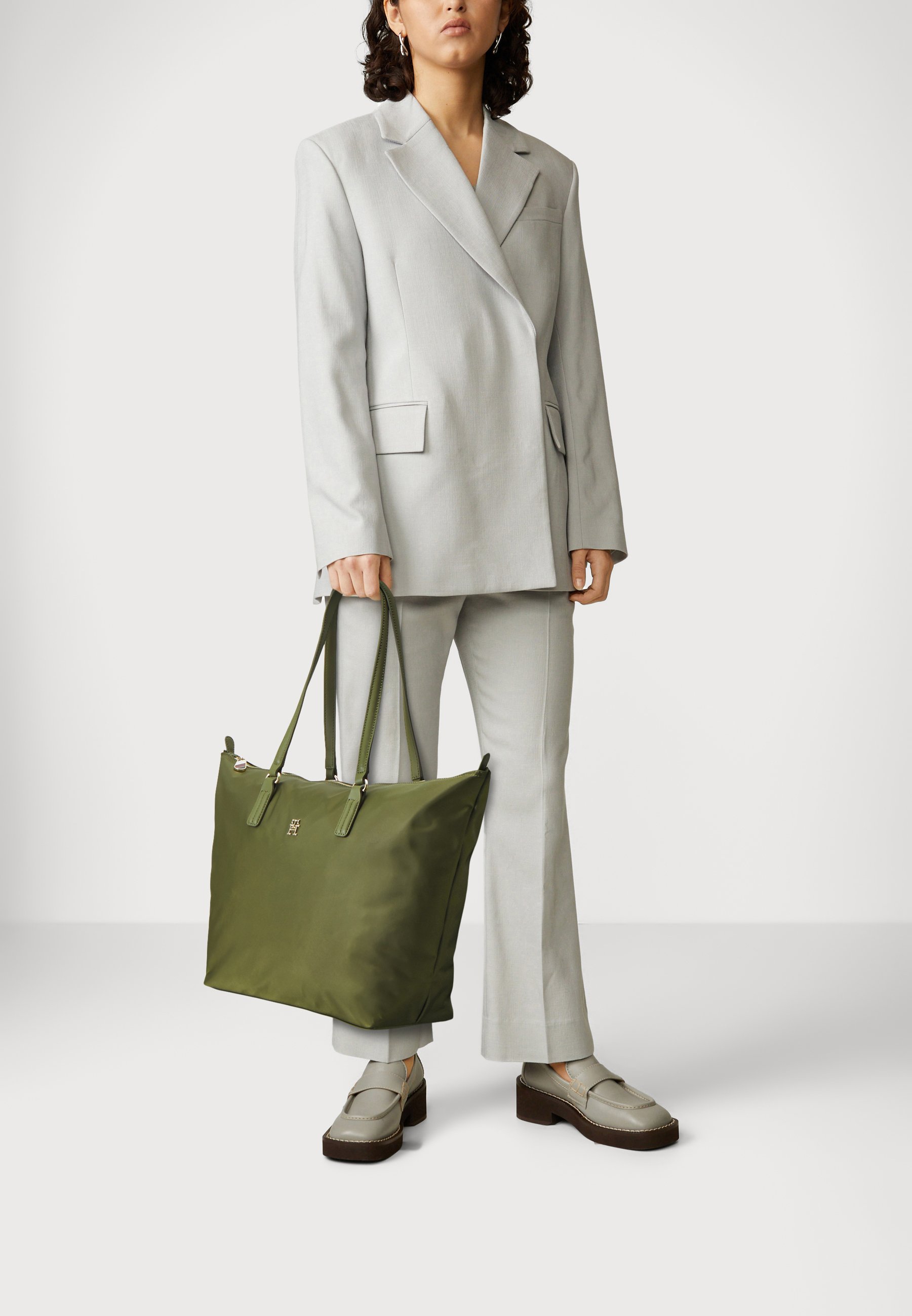 tommy hilfiger purse green