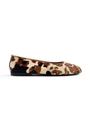 ANIMAL PRINT FLATS UVINZA - Bailarinas - vaca