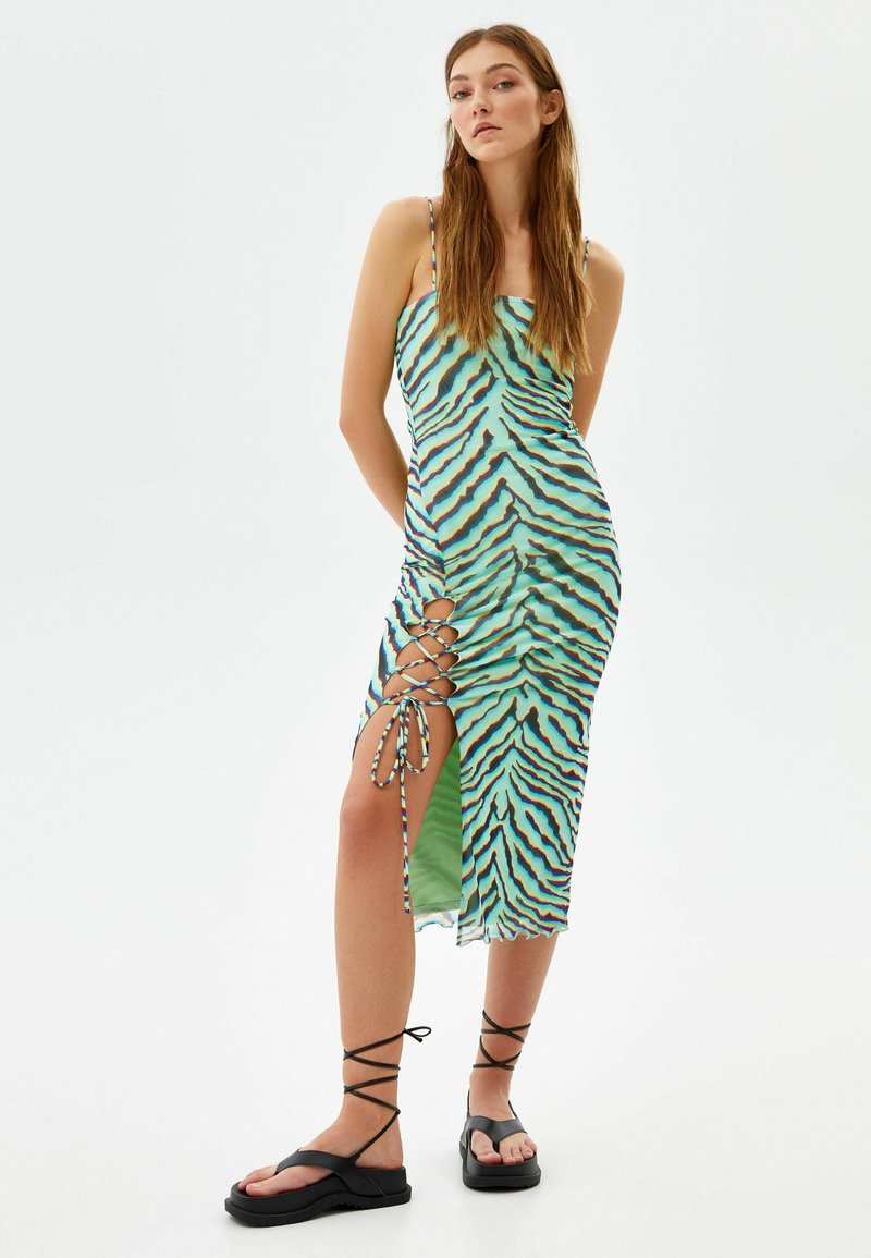 Damen Kleider | Bershka Etuikleidturquoise/türkis - KW34185 Damen Kleider | Bershka Etuikleidturquoise/türkis - KW34185
