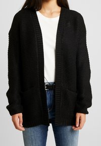 Vero Moda Kofta - black