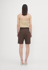 WEEKEND MaxMara Shorts - dark brown
