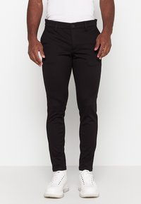 Unselected, black