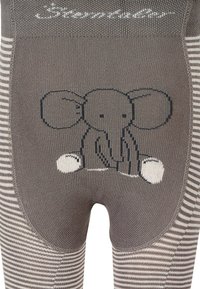 Graue Strumpfhosen mit gestreiftem Muster. Sie verfügen über eine detaillierte Elefantengrafik in Dunkelgrau und Weiß auf der Rückseite, die Textur und Design hervorhebt.