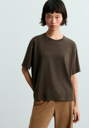 OYSHO, T-shirt basic - dark brown