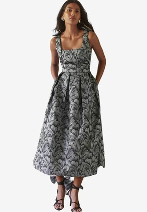 REGULAR FIT - FEATHER JACQUARD STRUCTURED MIDI - Vardagsklänning - silver
