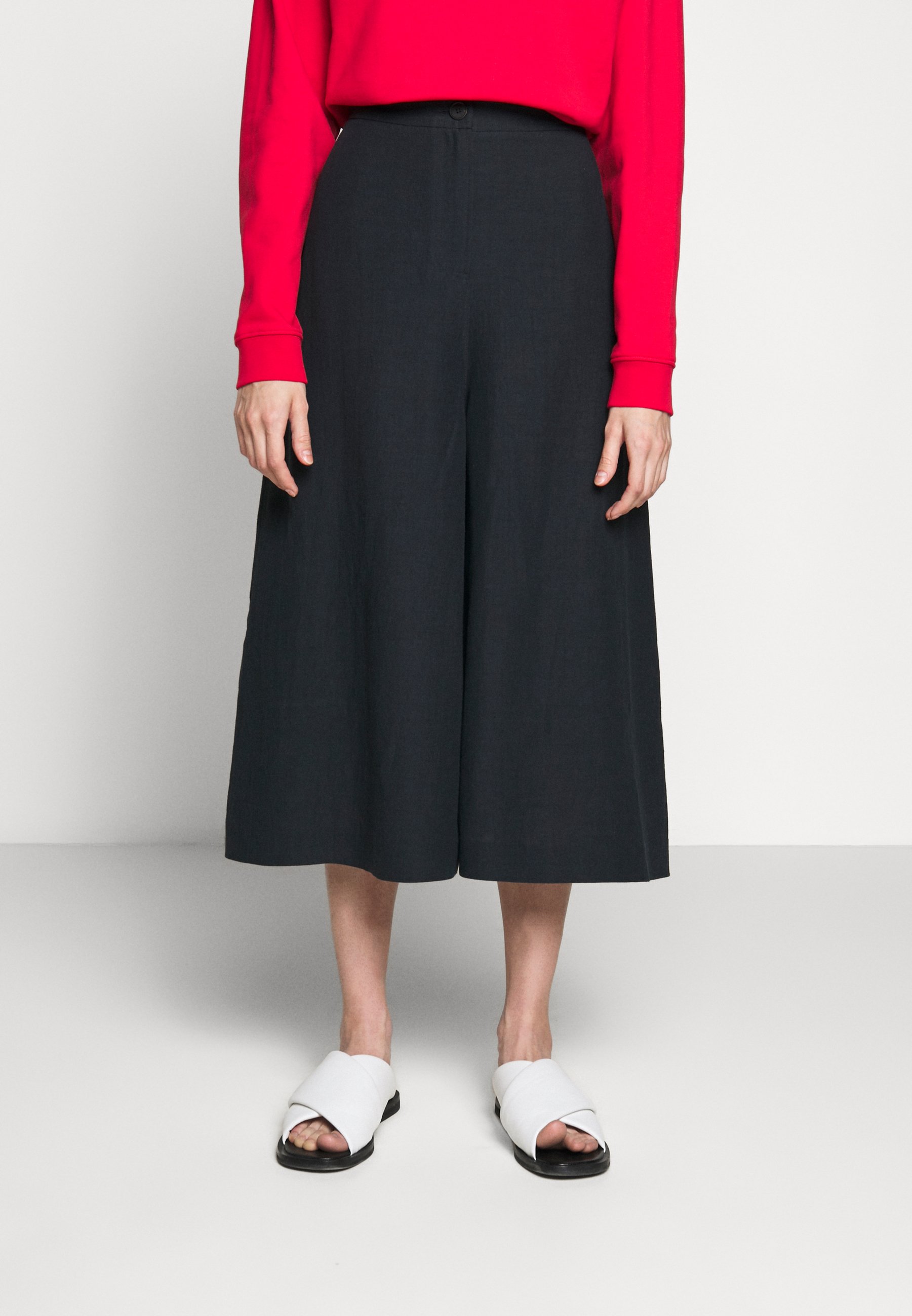 McQ Alexander McQueen TROUSERS Bukse deep ink Zalando.no McQ Alexander McQueen TROUSERS - Bukse - deep ink
