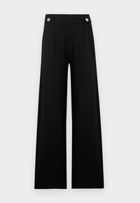 Pantalon noir à jambes larges avec une taille ajustée comportant deux boutons décoratifs sur fond blanc.