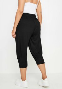 Yours Clothing Trainingsbroek - black