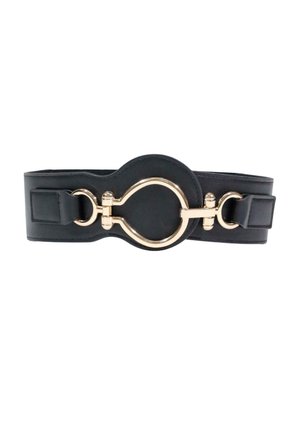 Ceinture large noire avec une grande boucle circulaire dorée et des accents en anneaux dorés, conçue pour être portée à la taille.