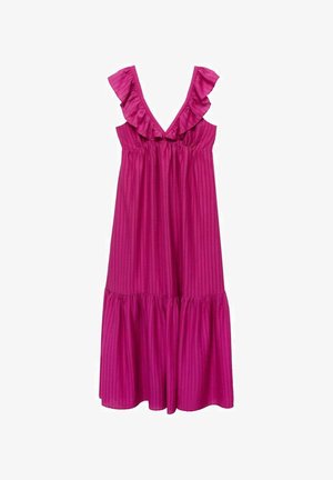 Fuchsiové bezramínkové šaty s volánkovým výstřihem a sukni ve vrstvách. Vyrobené z ribovaného materiálu, mají V-výstřih a nabrání v pase.