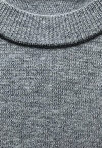 Mango Tricou basic - mottled grey