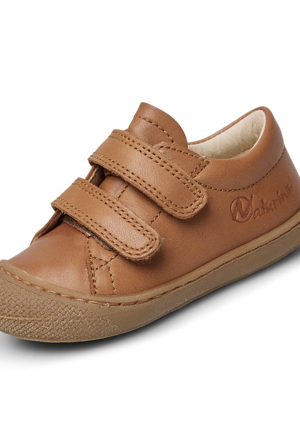 COCOON – Lauflernschuh – cognac