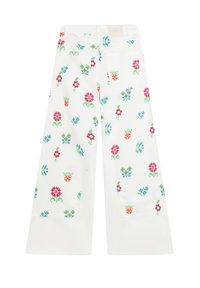 Witte wijde broek met een bloemenpatroon in rood, blauw, groen en oranje. Gemaakt van katoen met vijf zakken en een rechte tailleband.
