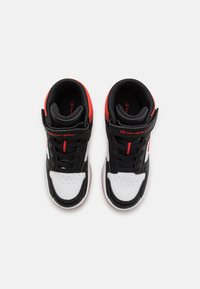 Champion RD18 2.0 MID B PS UNISEX - Kosárlabdacipők - new black/white/red
