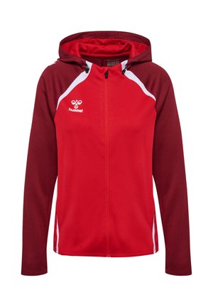 Rode en bordeauxrode sporthoodie met ritssluiting, witte strepen op de schouders, hummel-logo op de linkerborst en verstelbare capuchonkoorden.