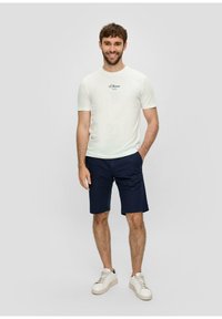 s.Oliver  MIT LOGO biały