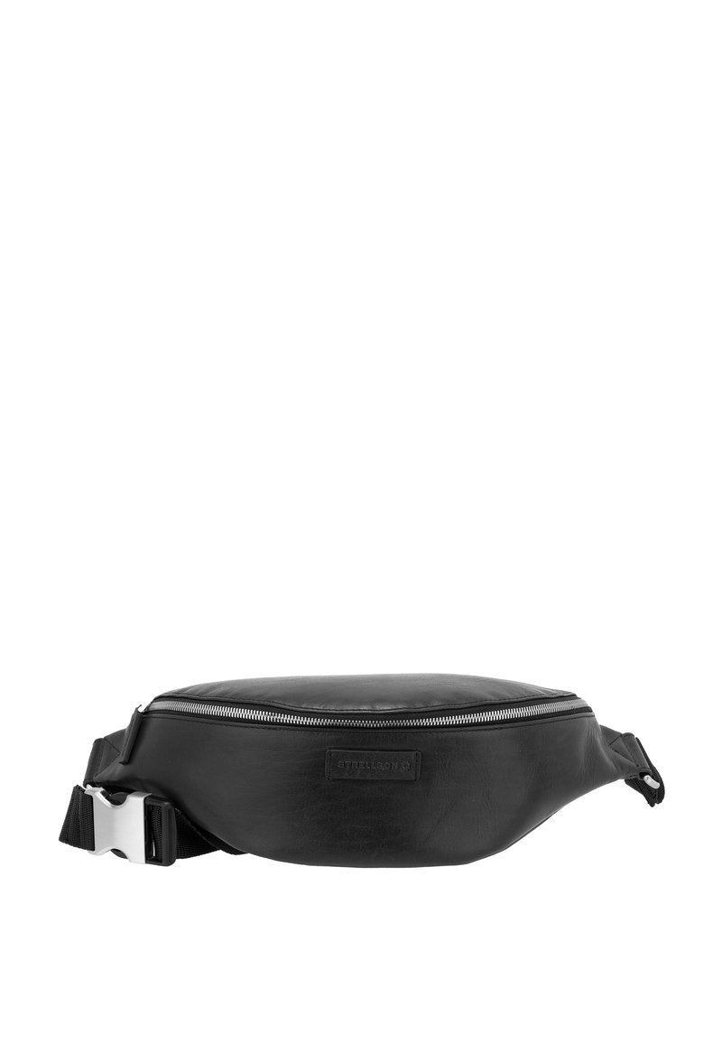 Sort læder mavebånd med en glat tekstur, lynlåslukning og justerbar rem. Har et lille logo-patch på siden.