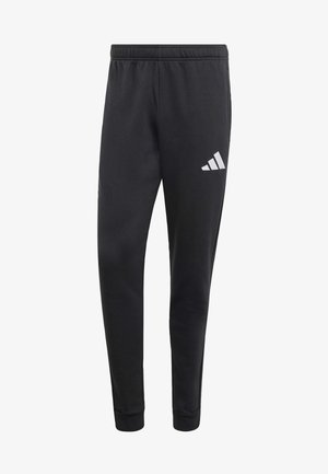 Zwarte atletische trainingsbroek met een elastische tailleband, aansluitende boorden en een wit drie-strepen logo op de linker dij. Zachte stoftextuur.