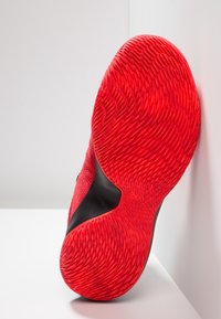 Nike Performance Scarpe da basket - red