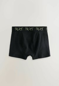 Fekete boxer alsónadrág, puha szövetből készült, fekete derékrésszel, zöld "Next" logóval, rugalmas kialakítással és látható minták nélkül.