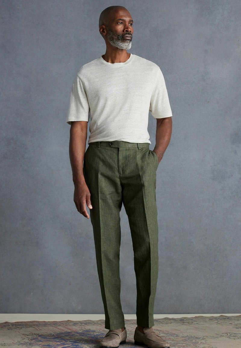 Next SIGNATURE - REGULAR FIT - Hlače - olive green