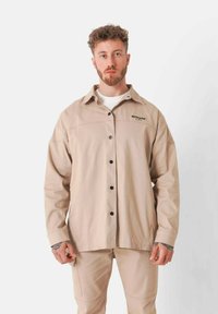 Unselected, beige