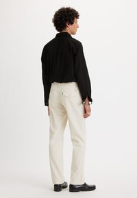Levi's® AUTHENTIC - Chinos - chalky white