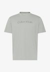 - T-shirt z nadrukiem