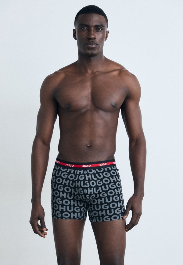 PLANET 3 PACK - Trunks2