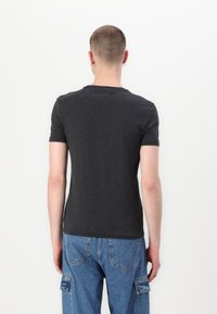 Tommy Jeans JASPE SLIM TEE - T-Shirt basic - black