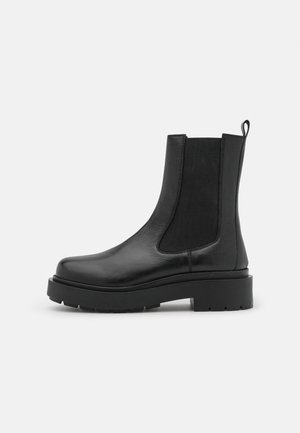 LEATHER - Kotníkové boty na platformě - black