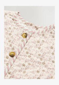 Seleccionado, pink stripe