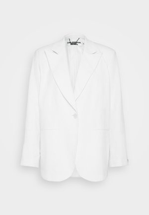 Hvid linned blazer med slogkrave, enkelt knaplukning, to forlommer og let struktureret stof.