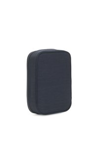 Marinblå rektangulär reseväska i tyg, med en strukturerad yta och dragkedjestängning. Kompakt design, lämplig för att organisera det nödvändigaste.