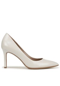 Pantofole con tacco alto in vernice bianca, con punta affilata e silhouette elegante. Presenta un tacco a stiletto e una finitura liscia e lucida.