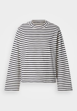 Top cropped de algodão branco com riscas horizontais pretas. Tem um decote redondo e uma textura suave.