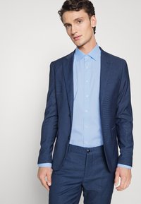 OLYMP Level Five Formal shirt - bleu
