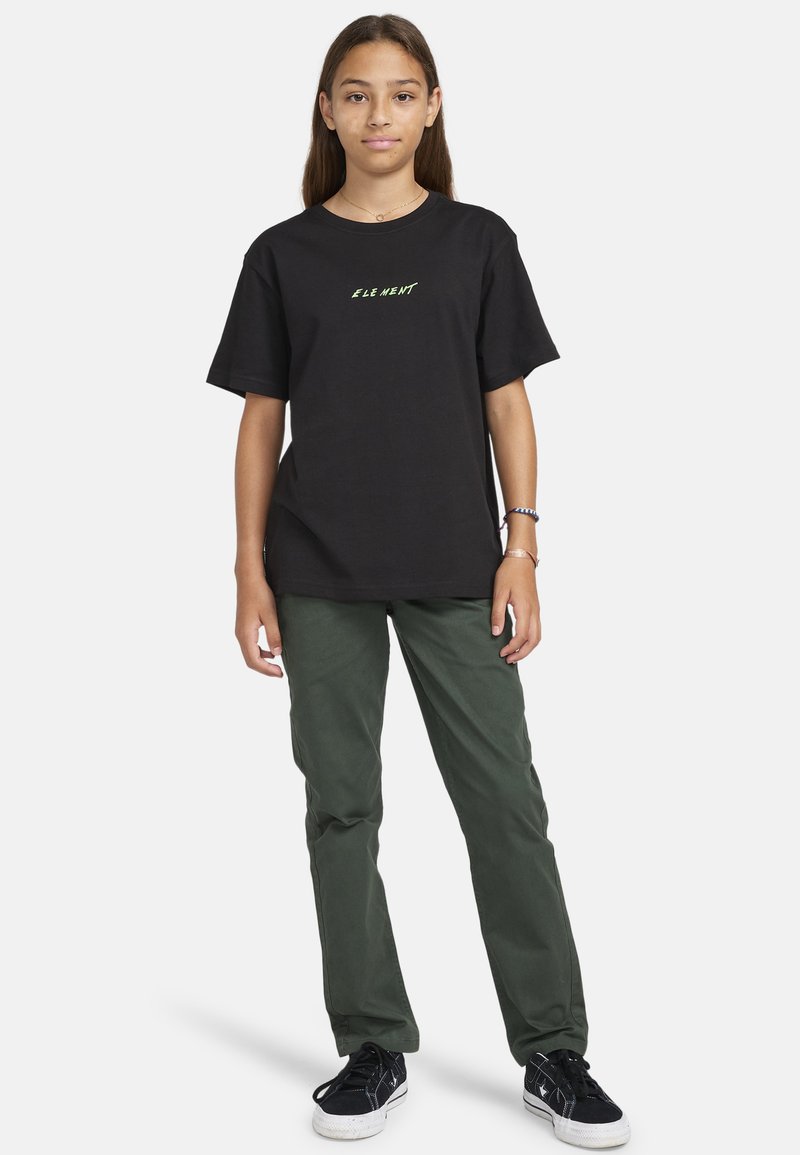 Element NOTHING WEIRD YOUTH - Triko s potiskem - black light green