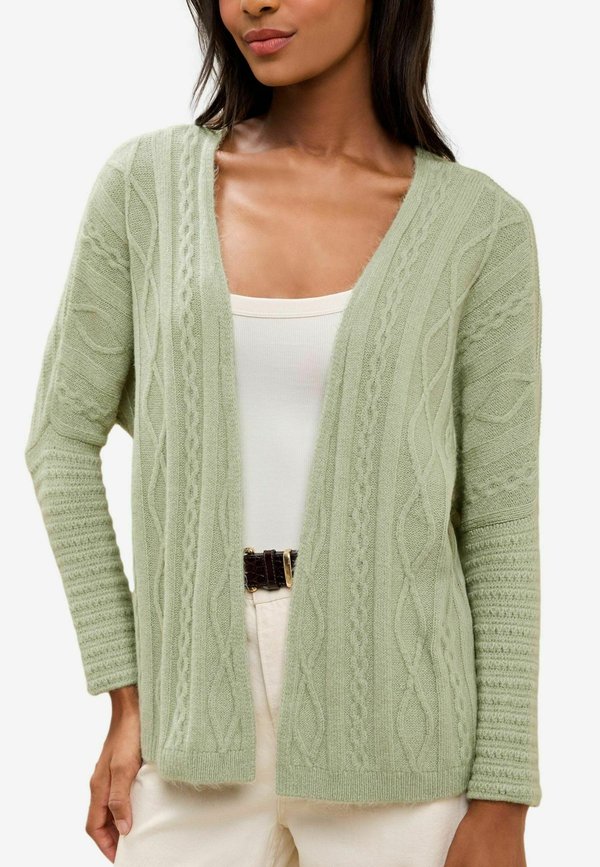 REGULAR FIT BATWING CABLE COSY  - Strickjacke