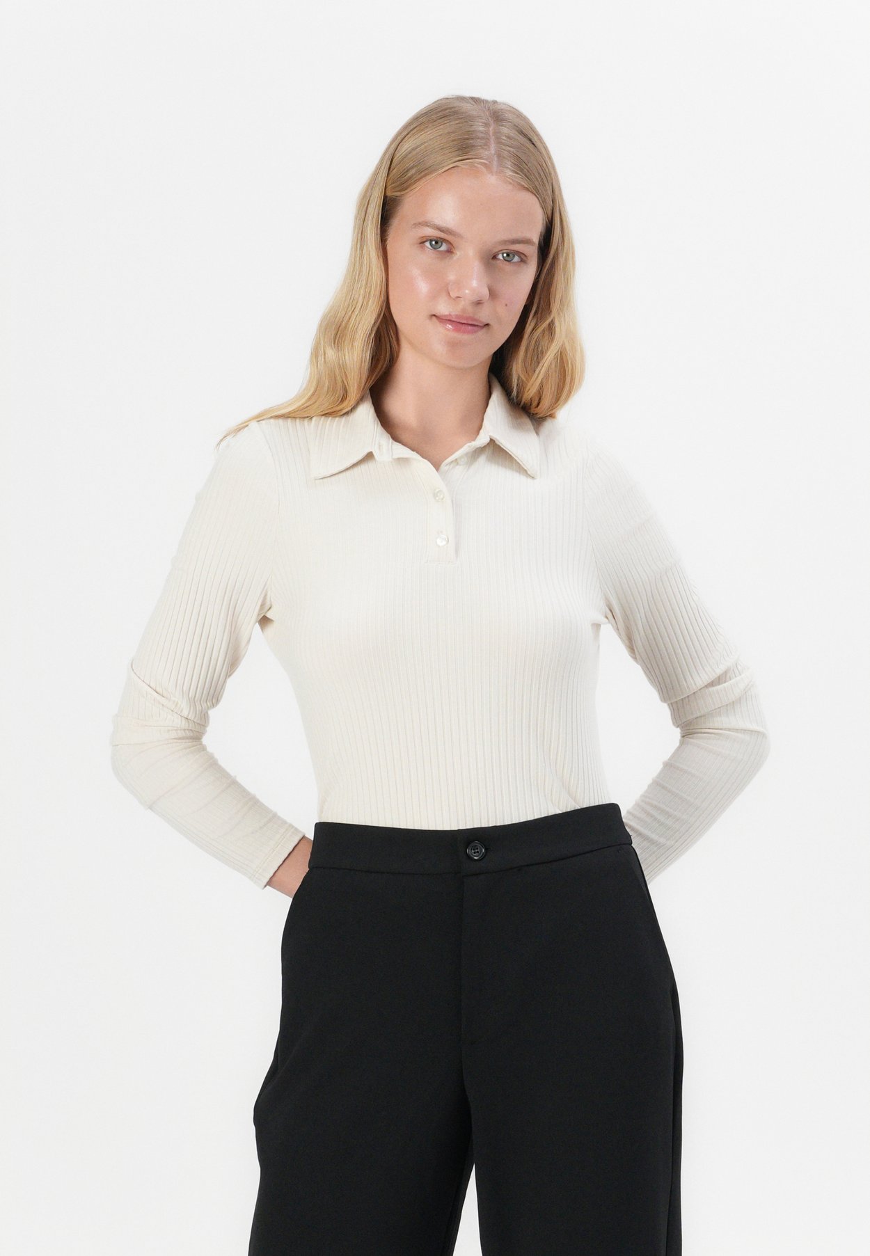 ONLRENAL CLEAN STRAIGHT PANT