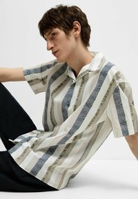 Selected Homme SLHRELAXSUN SHIRT RESORT - Camicia - egret