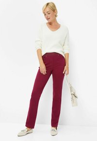BRAX STYLE PAMINA - Broek - very berry