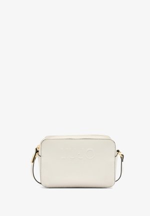 Sac bandoulière en simili cuir blanc avec logo embossé, quincaillerie dorée, fermeture éclair et bandoulière réglable. Forme rectangulaire.