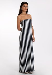 THE-ARE HONOR - Vestido largo - white