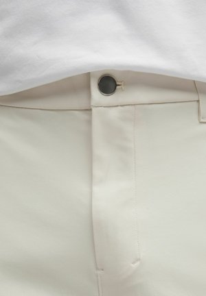 lululemon ABC Classic-Fit Warpstreme 18cm - Trousers - Light Ivory