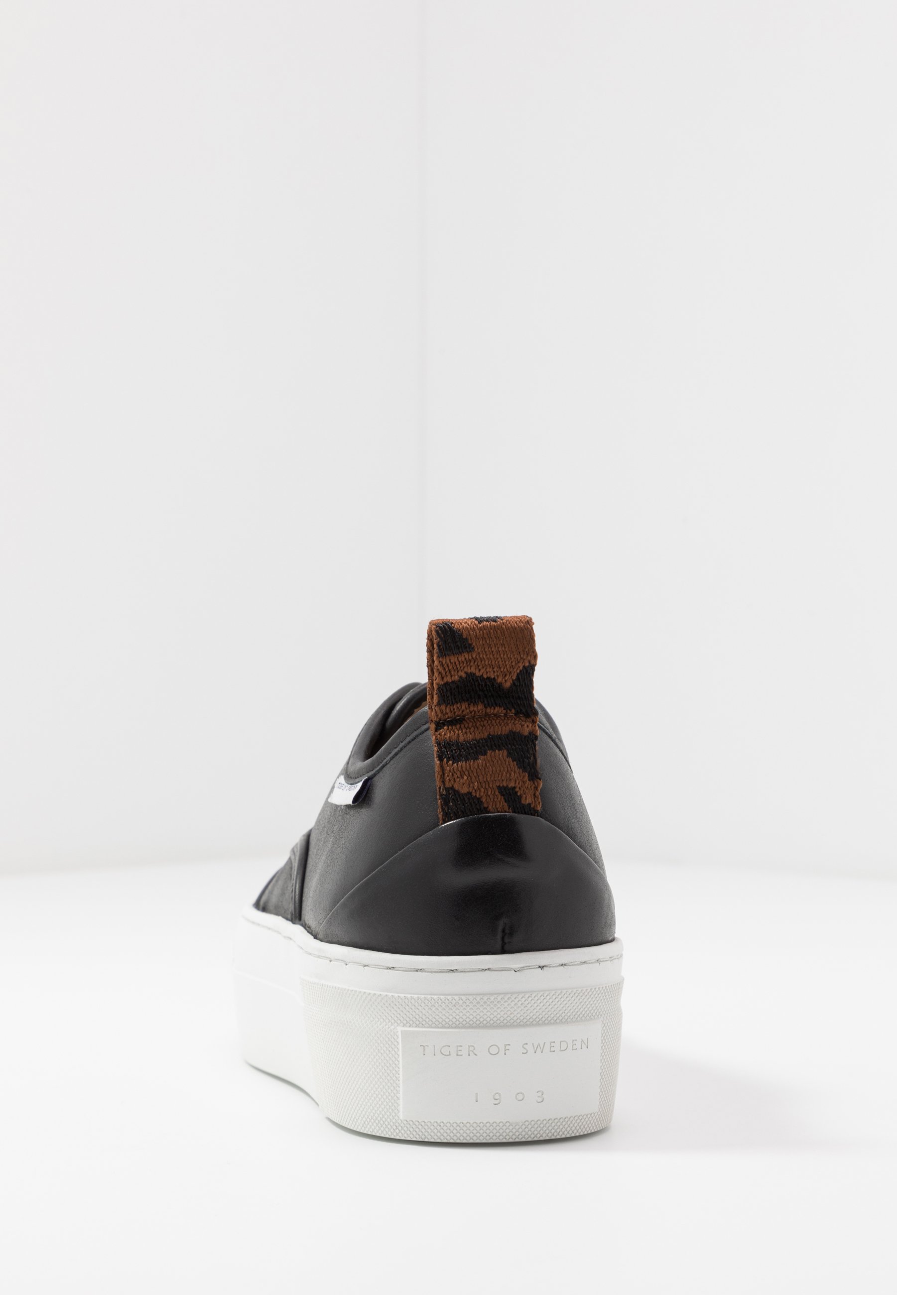 Tiger of Sweden STILOBATE - Joggesko - black Tiger of Sweden STILOBATE - Joggesko - black