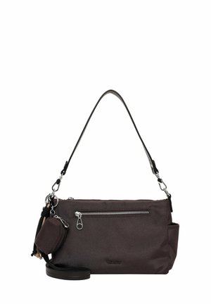 Petit sac à main marron foncé avec fermeture éclair argentée, bandoulière amovible et petite pochette à monnaie attachée, sur fond blanc.
